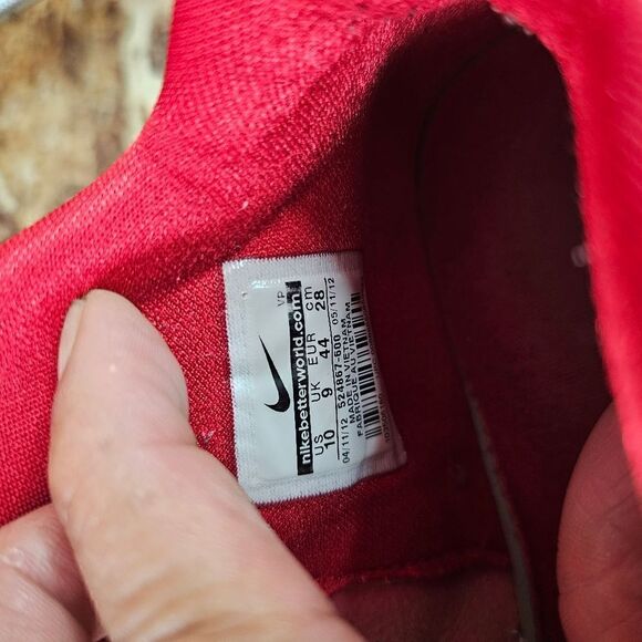 Nike men's Air Max Hyperaggressor red basketball shoes size 10.   282 - Picture 10 of 12